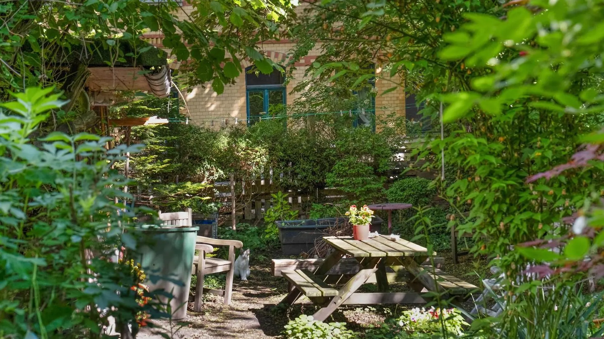 Апартаменты Retro Courtyard Stay Leipzig